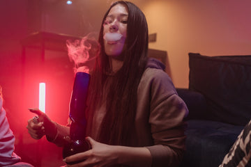 How To Use A Bong - Everything You Need To Know As A Beginner