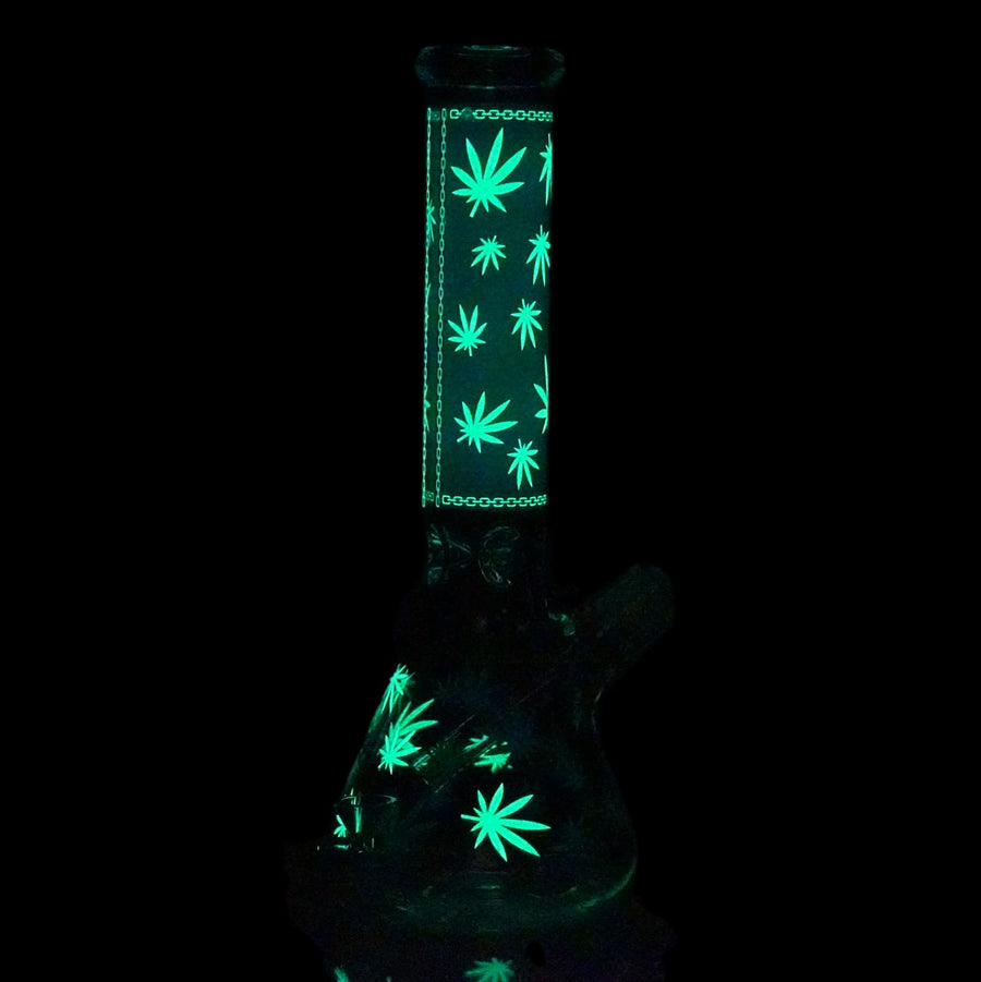 Cannabis Leaf Beaker - cheefkit.com